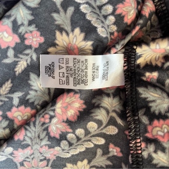 Floral Dress - Picture 7 of 8